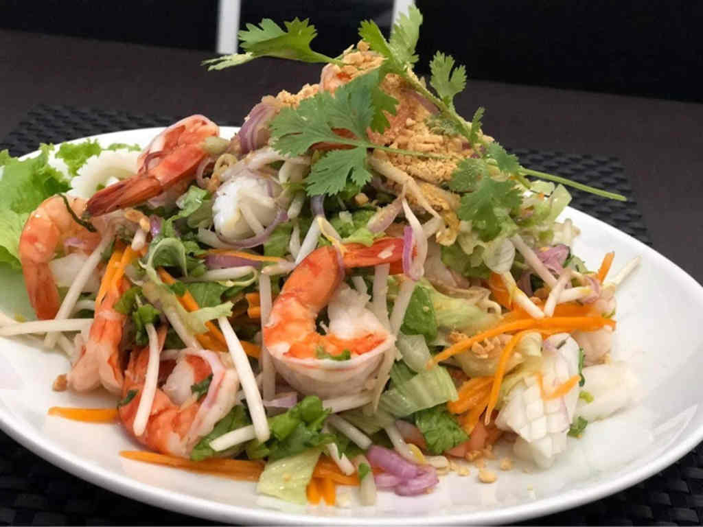 Salade Au Crevettes Thaï