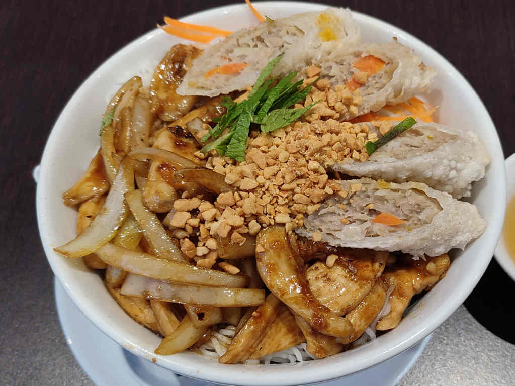 Salade Bo-Bun Poulet